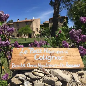 Domaine Le Petit Hameau Aparthotel Cotignac